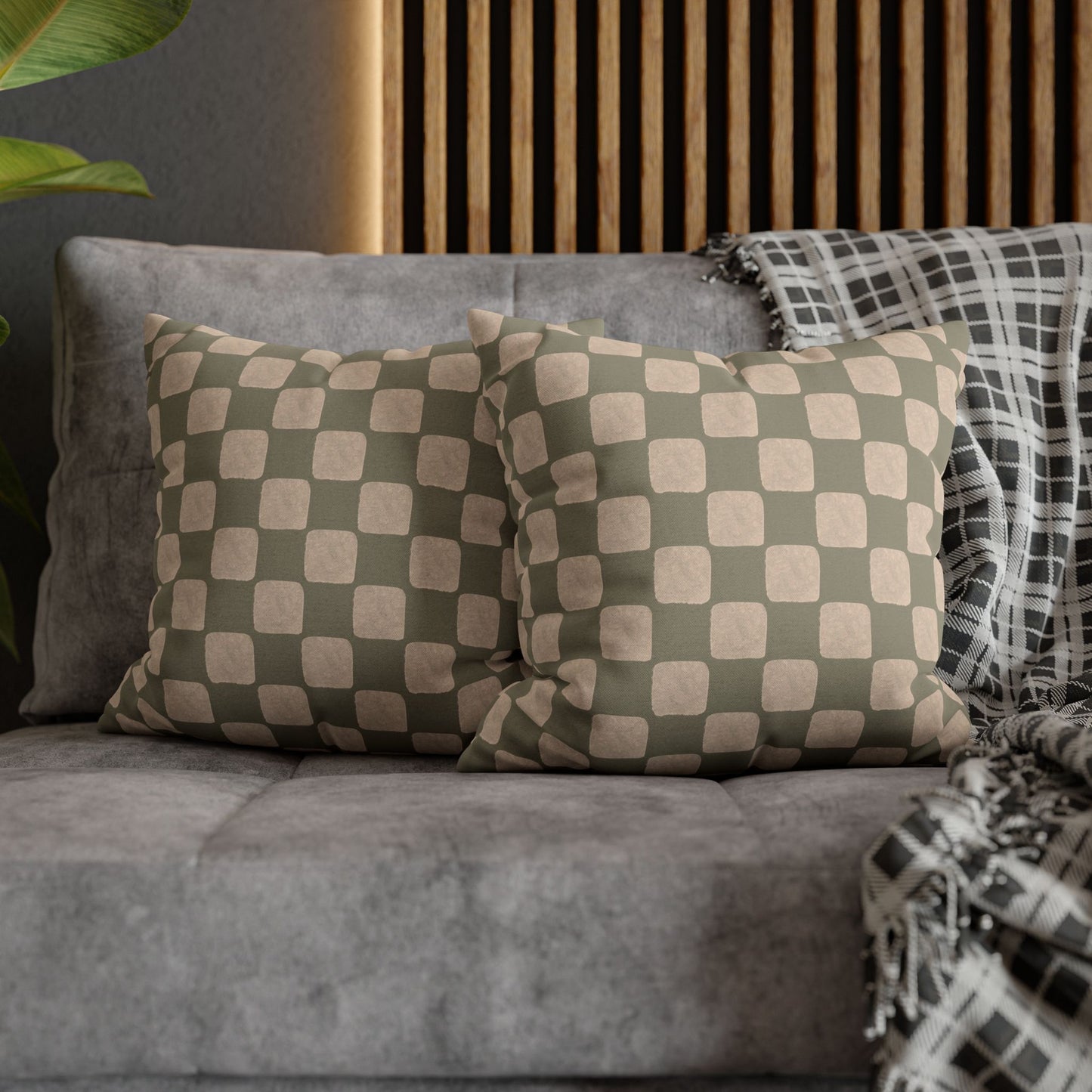Retro Checkered Pillow Cover