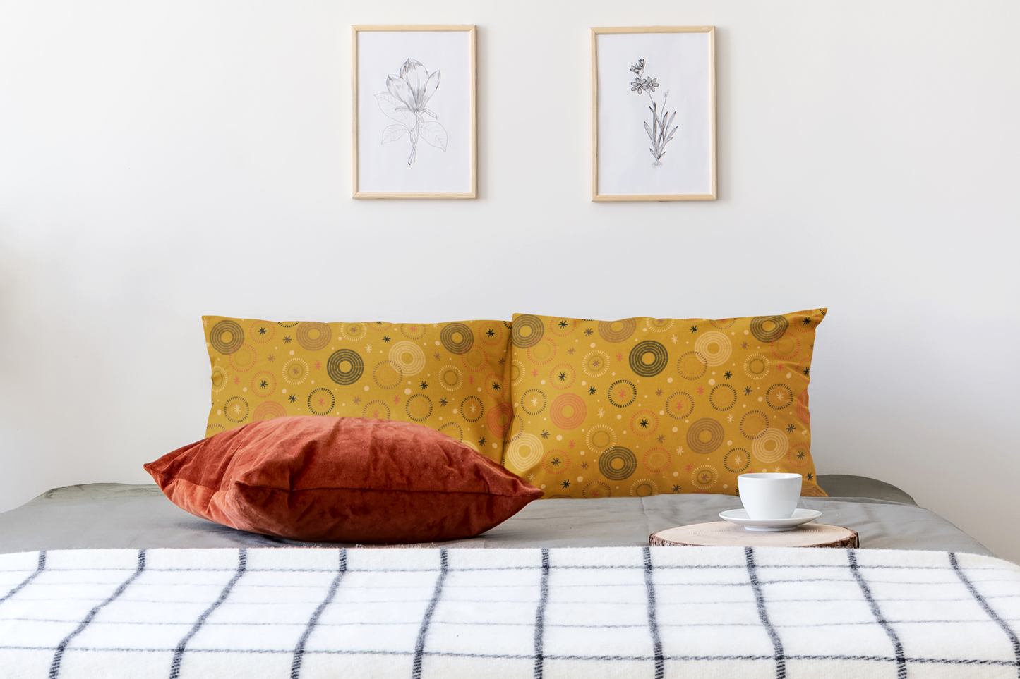 Circles and Stars Pillowcase-Sanktuari Decor