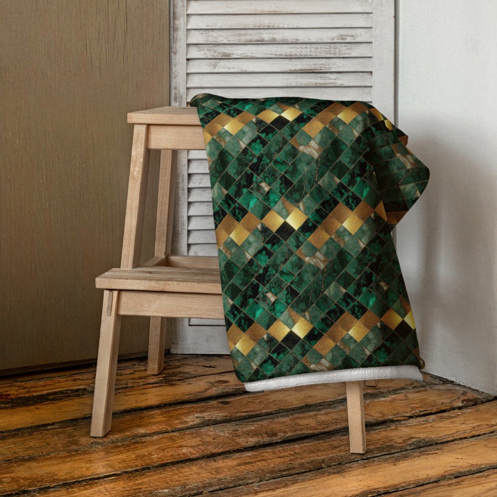 Green and Gold Marble Towel - SANKTUARI DECOR
