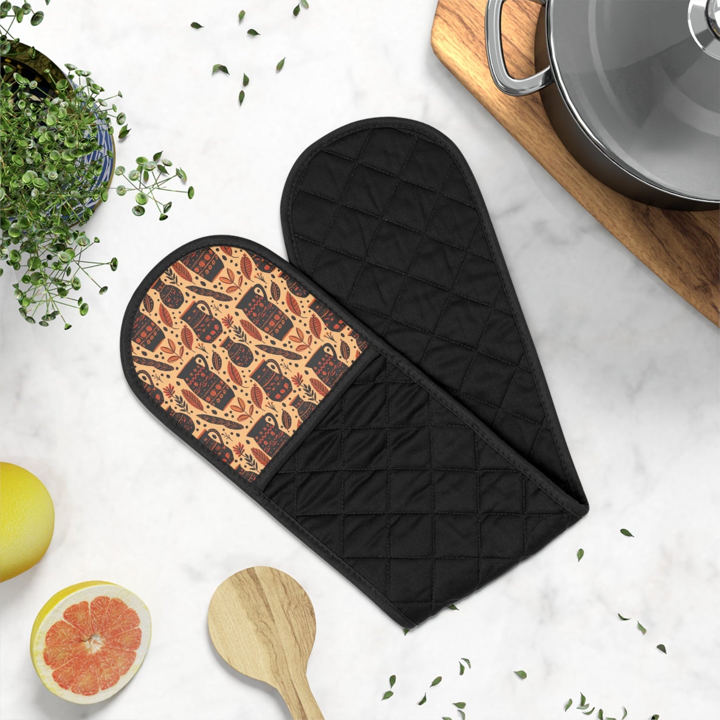 Tribal Print Oven Mitts - SANKTUARI DECOR