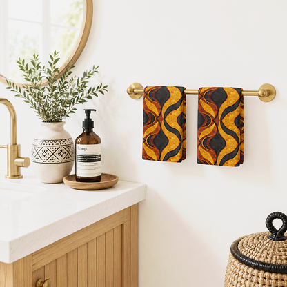 Toalla de mano Mudcloth negra y dorada