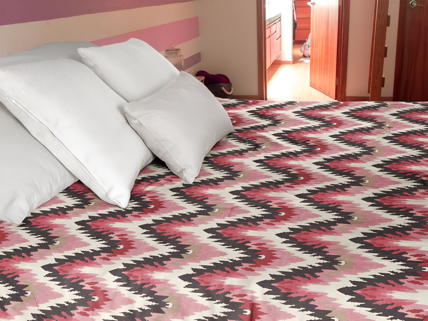 Pink Zig Zag Microfiber Duvet Cover