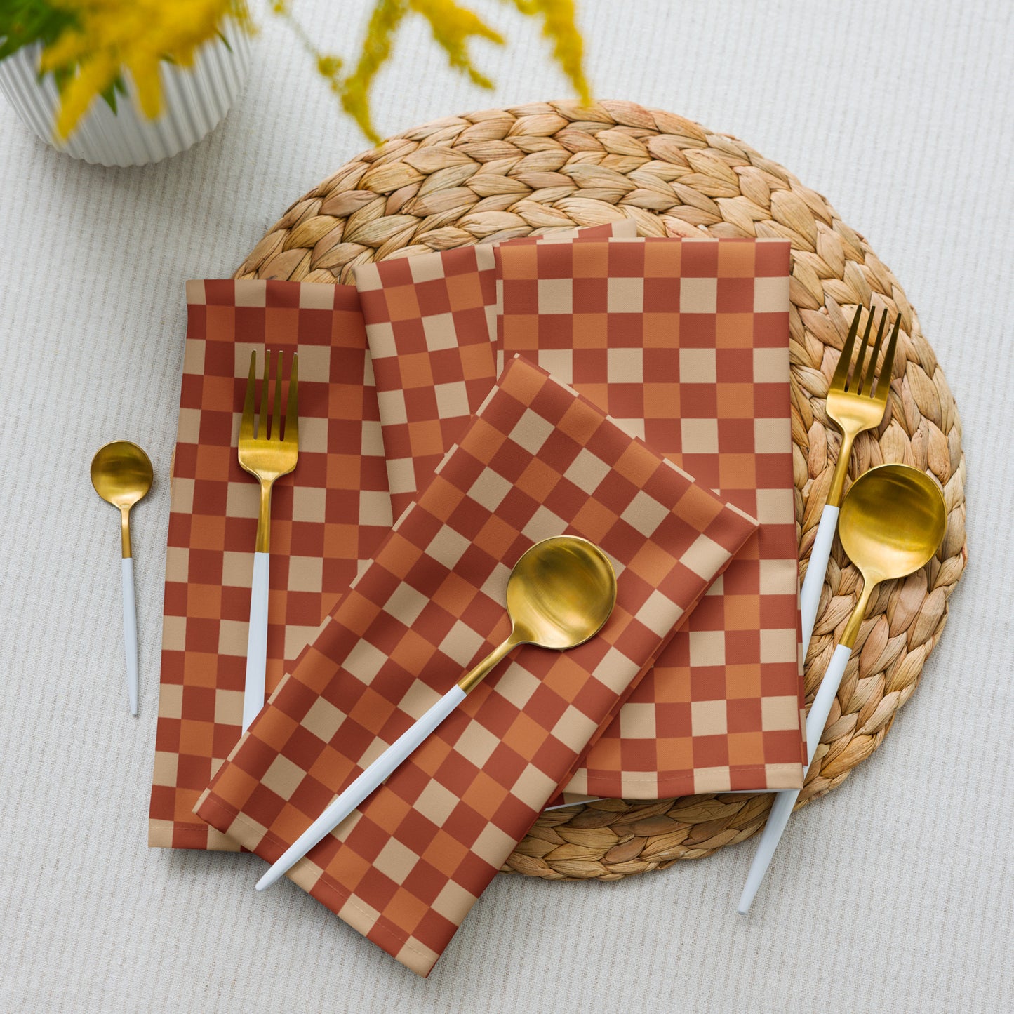 Rustic Checkered Napkins Set