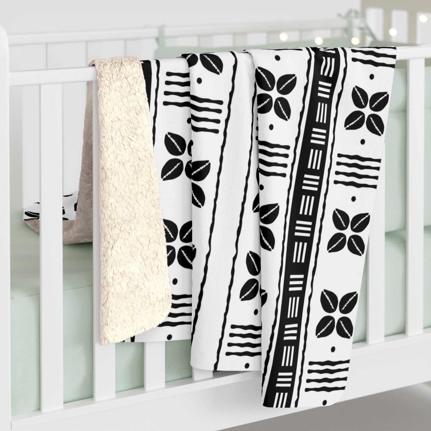 White African Cowrie Shells Sherpa Fleece Blanket