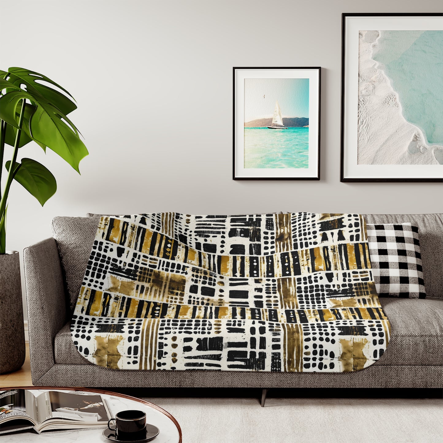 Mudcloth Polka Dot Pattern Sherpa Blanket