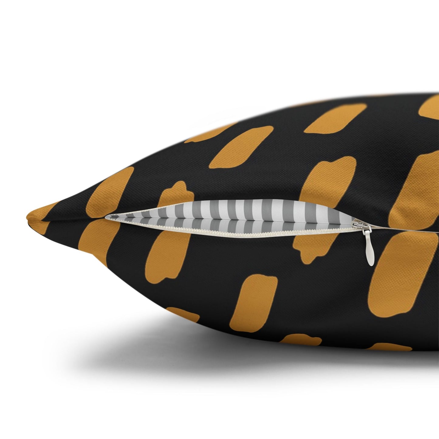 Gold Dots Pillow Cover - SANKTUARI DECOR