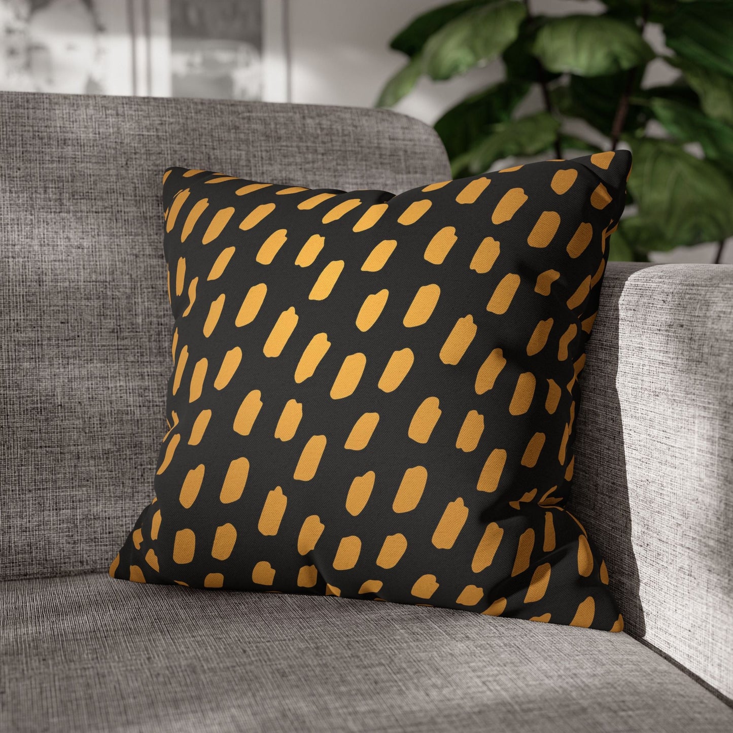 Gold Dots Pillow Cover - SANKTUARI DECOR